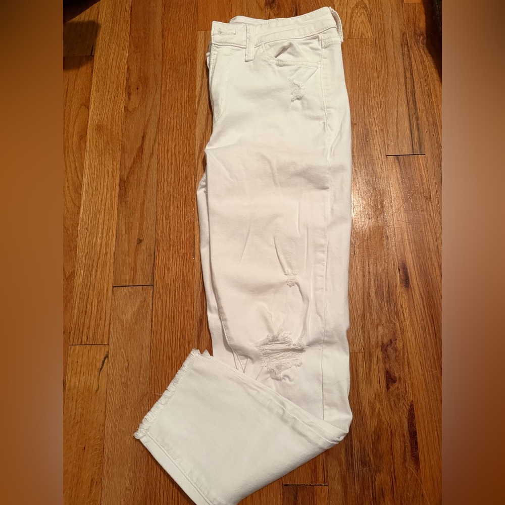 SO High-Rise Distressed White Crop Jeans – Size 7/28W